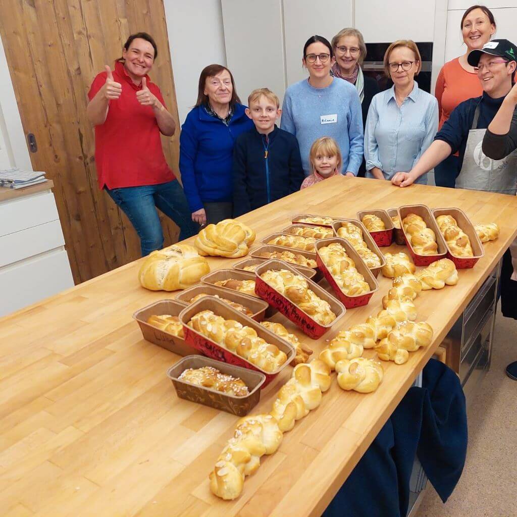 Godnstriezel backen aus Germteig